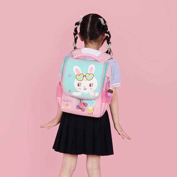 Mochila Infantil Conejo – Impermeable, Duradera y con Diseño Exclusivo - Imagen 13