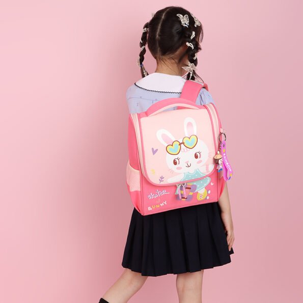 Mochila Infantil Conejo – Impermeable, Duradera y con Diseño Exclusivo - Imagen 14