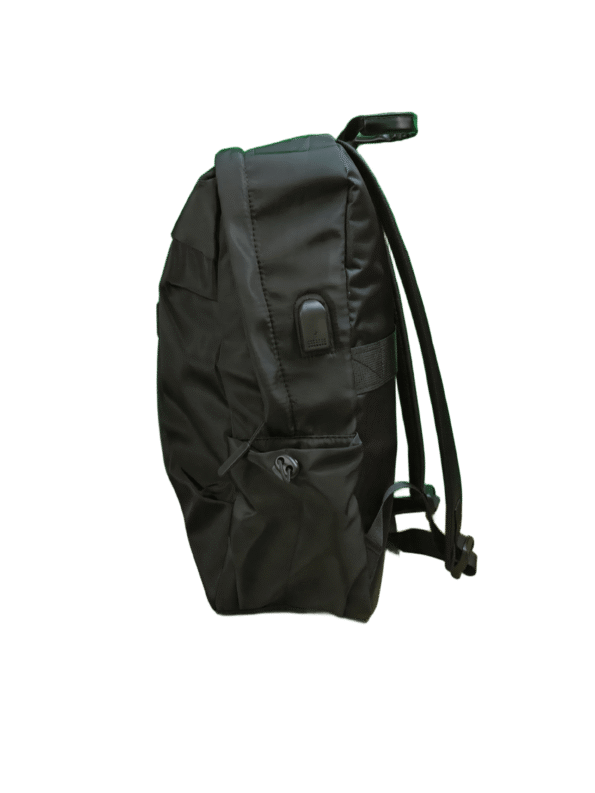 Mochila Unisex Moderna Nylon Oxford-Impermeable con cierre Frontal Vertical. - Imagen 7